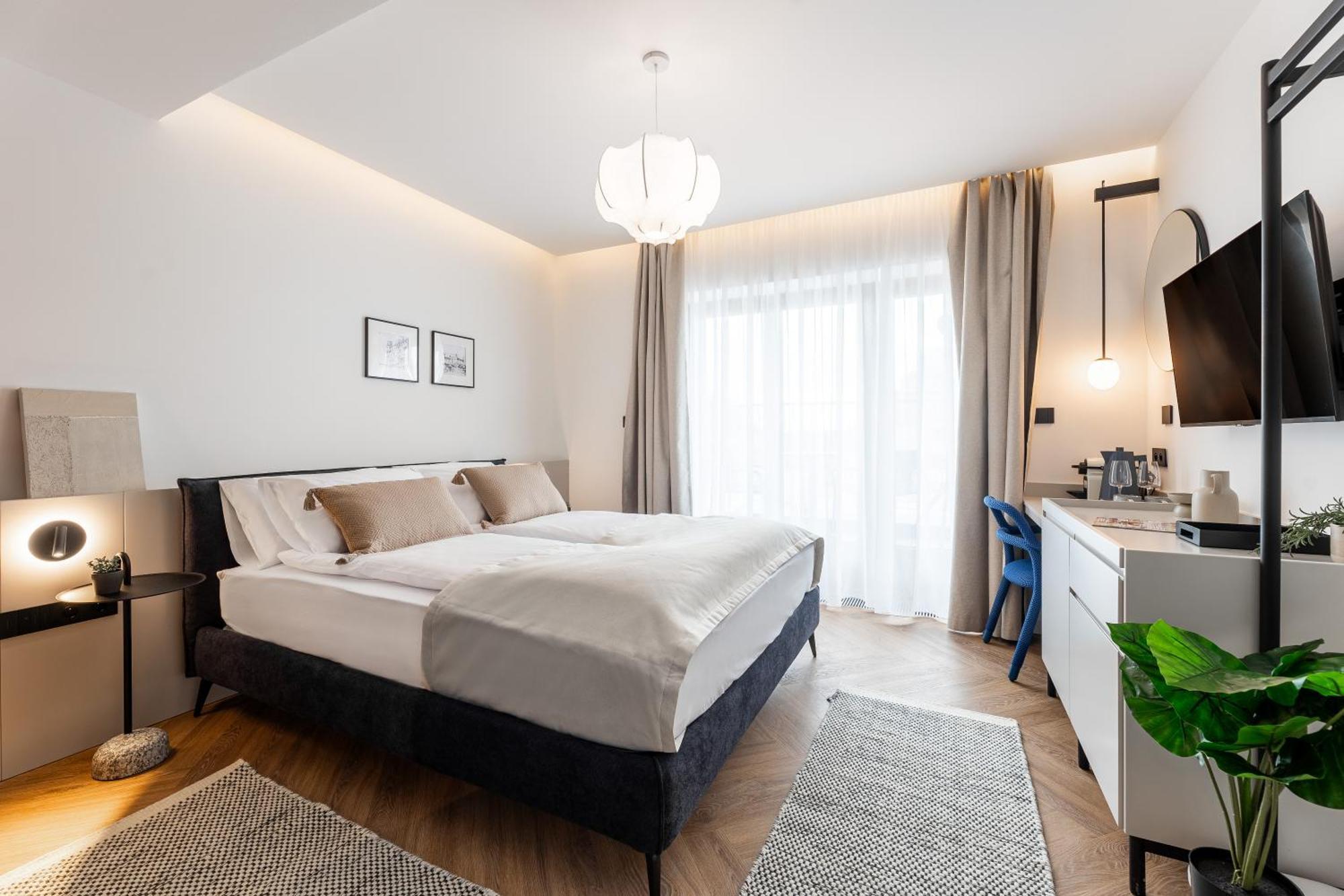 Catalog Boutique Rooms Bratislava Exterior photo