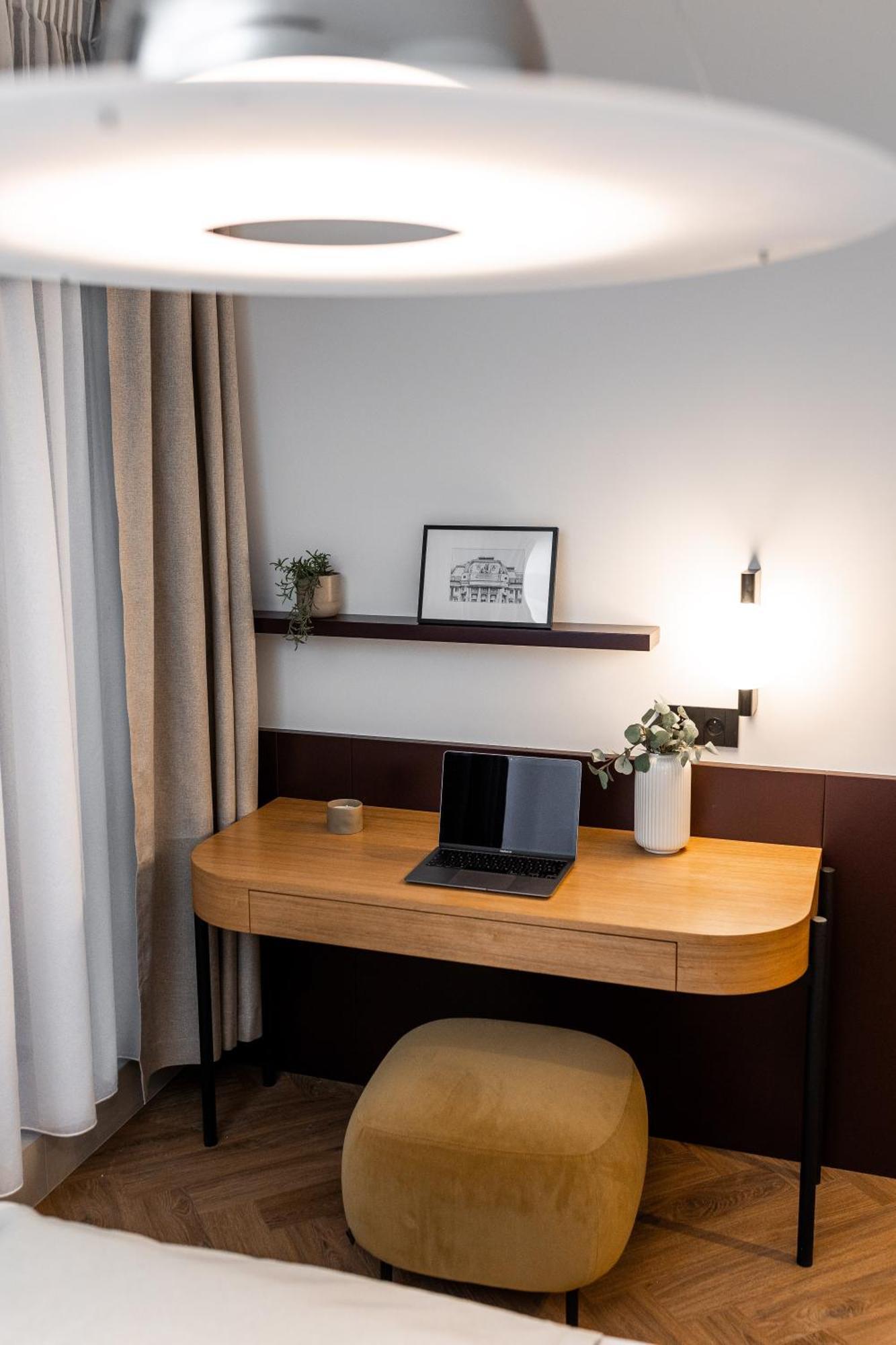 Catalog Boutique Rooms Bratislava Exterior photo