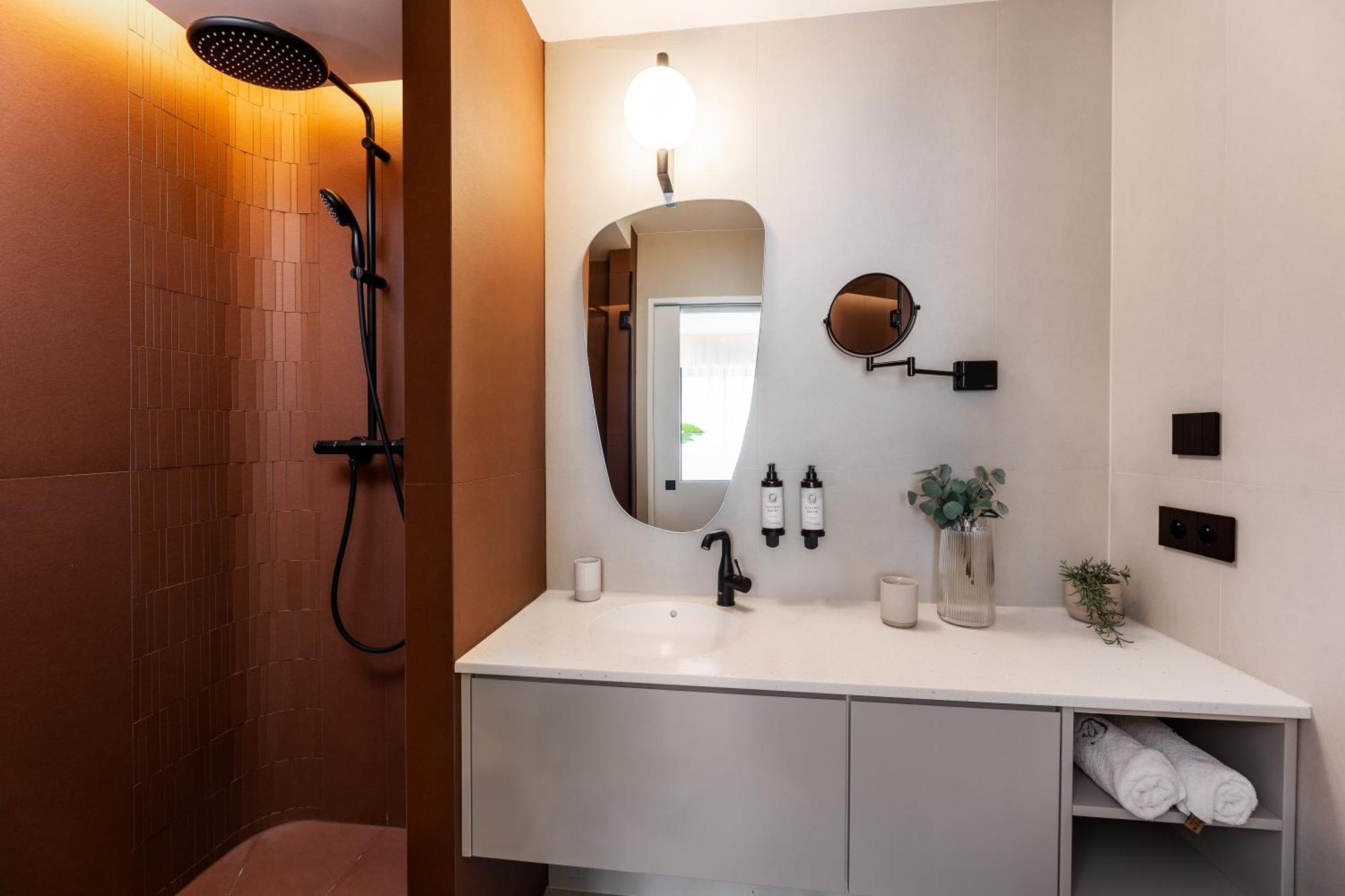 Catalog Boutique Rooms Bratislava Exterior photo