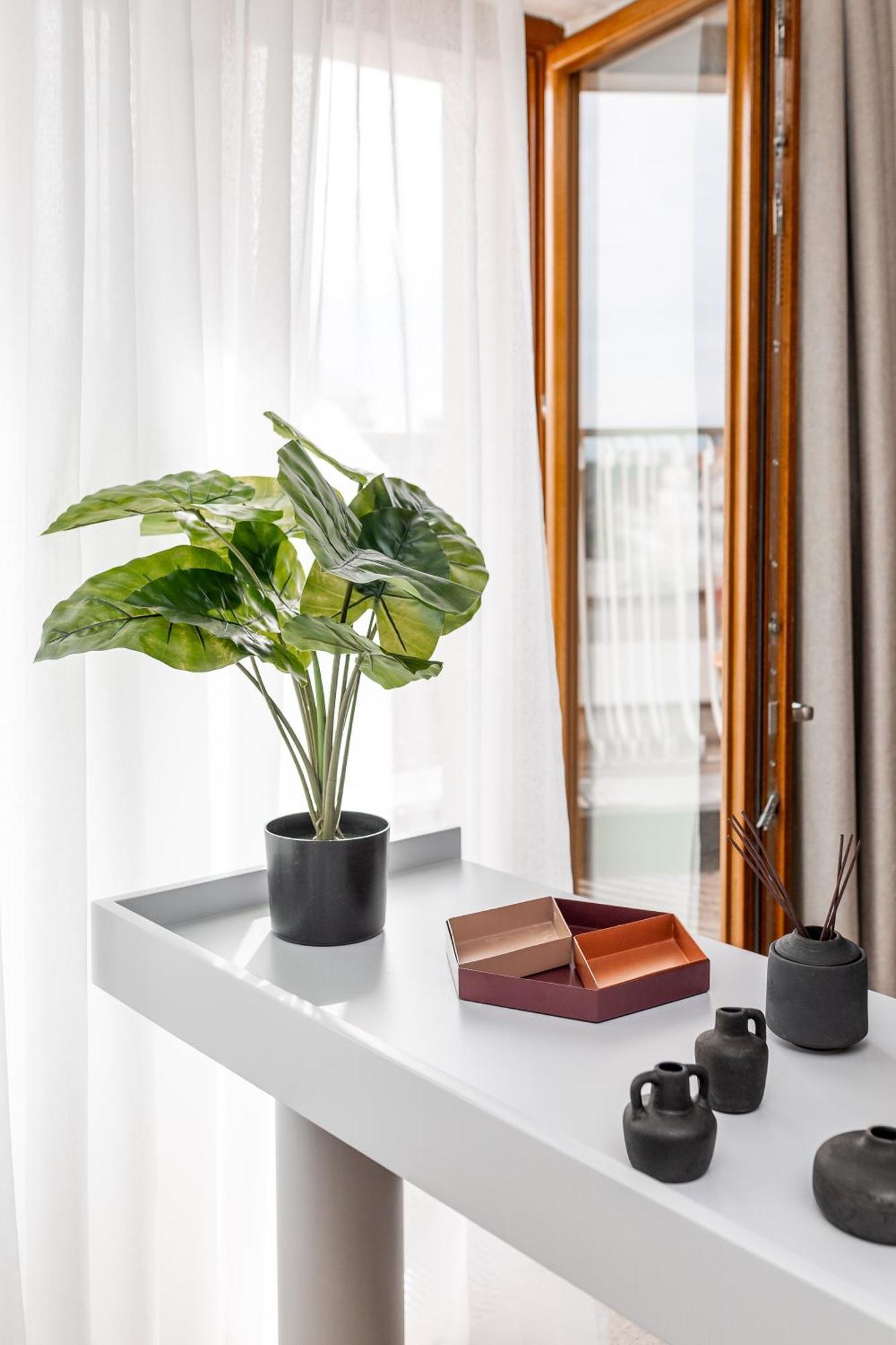 Catalog Boutique Rooms Bratislava Exterior photo